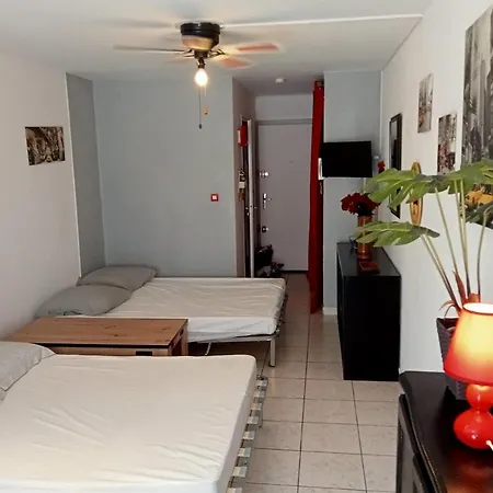 Beautiful Studio Close To The Apartament *
