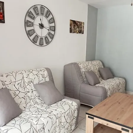 Beautiful Studio Close To The Apartament